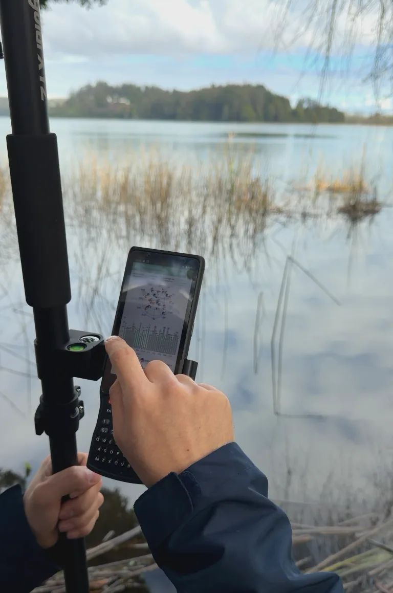 Registro de datos GNSS en terreno para un estudio de hidrología y cauces